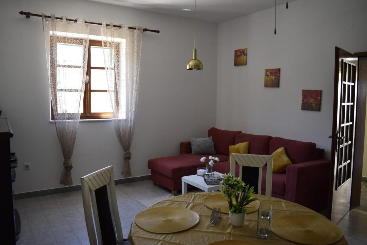 Apartments Renata ปูชิสชา ภายนอก รูปภาพ